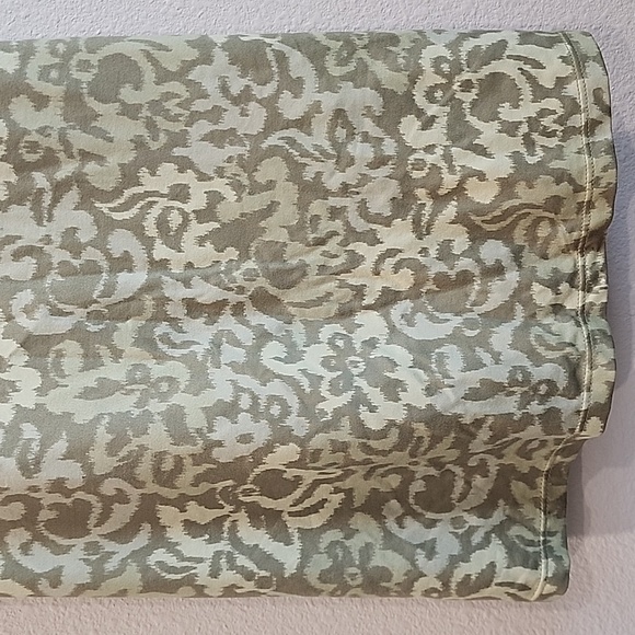 Nike Dri-FIT Green Floral Strappy Back Slim Fit Shirt - Picture 4 of 9